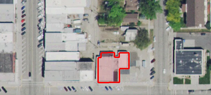 827 Ctr Ave