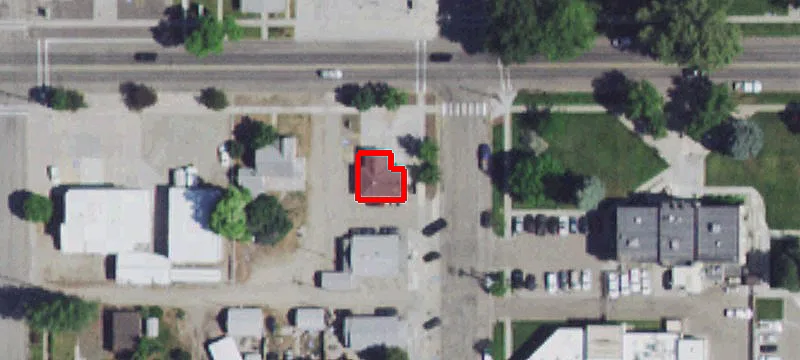 323 Main St