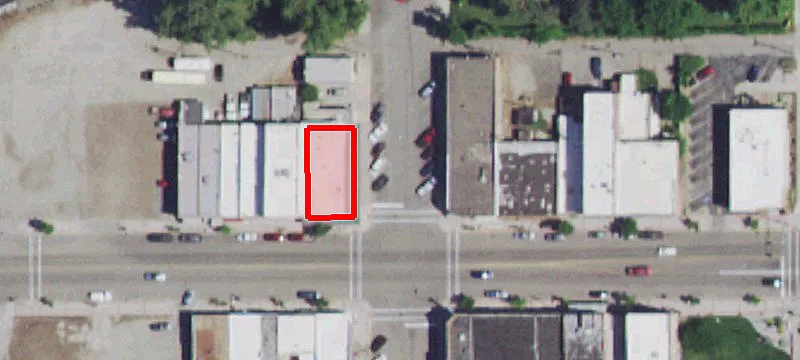 200 Main St