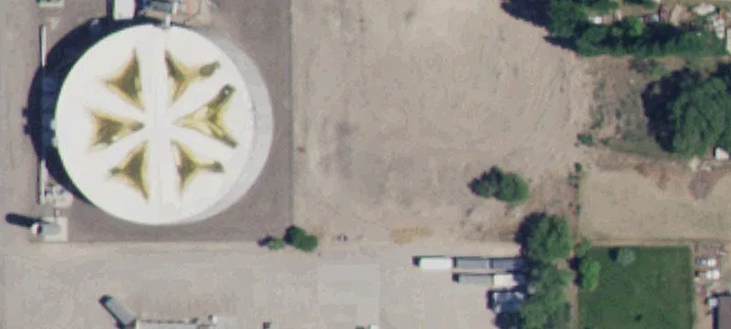 810 J St