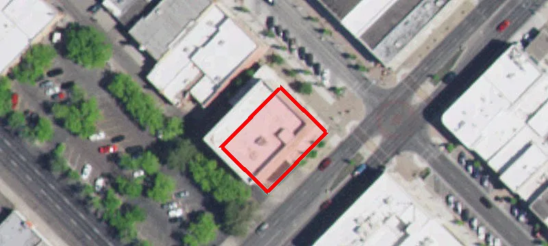 113 Main W Ave