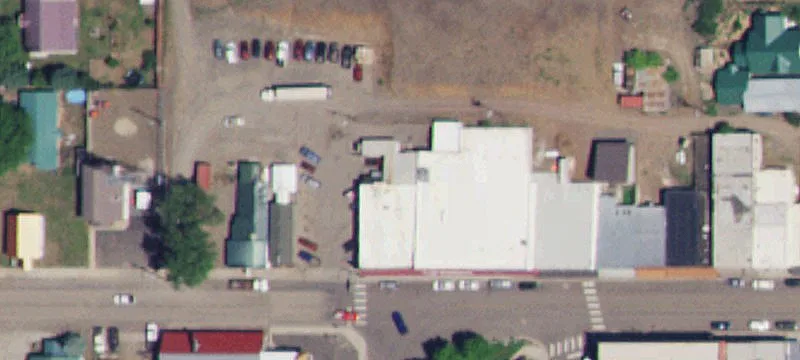 102 Illinois Ave
