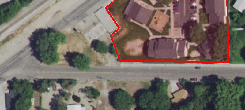 835 Main St