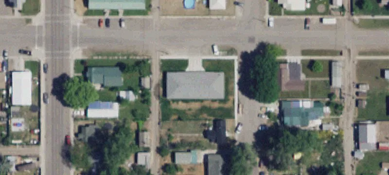 121 2nd St
