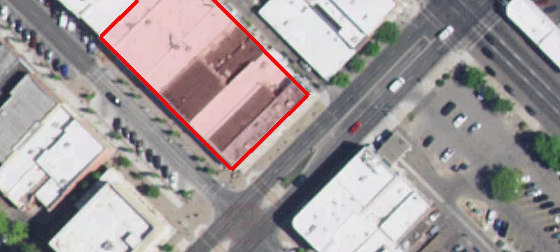 102 Main N Ave