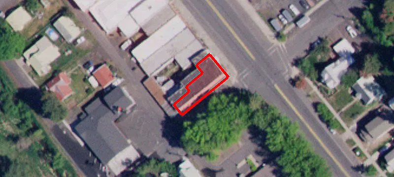 527 Main St