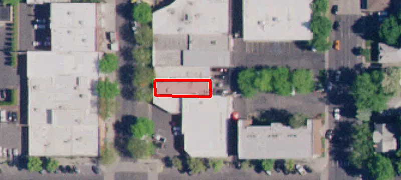 618 Main St