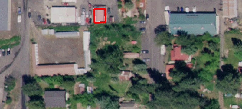 305 Main St
