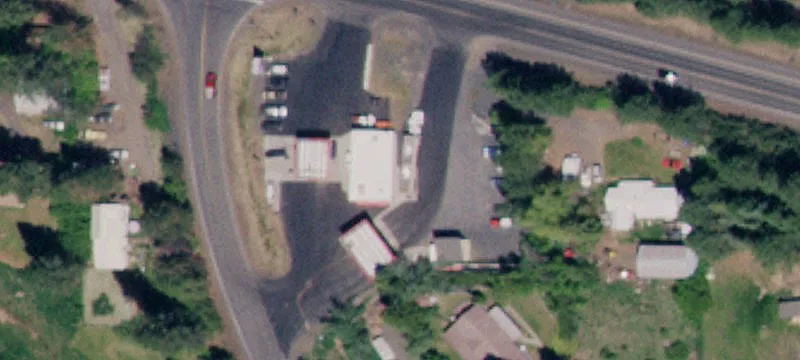 700 2nd Ave