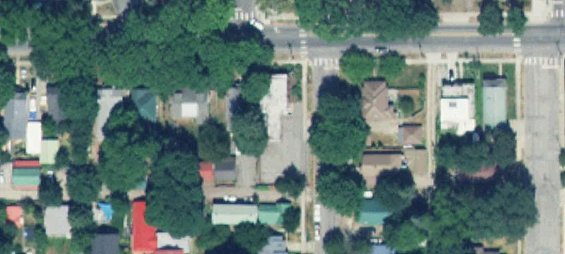 102 4Th Ave