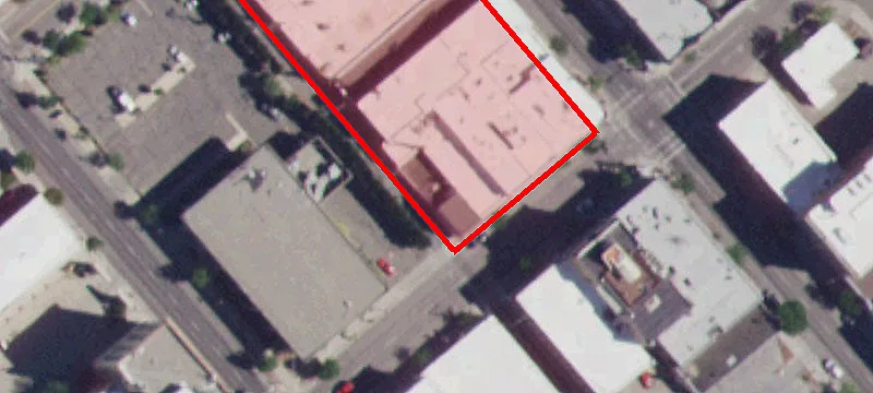 326 Ctr St