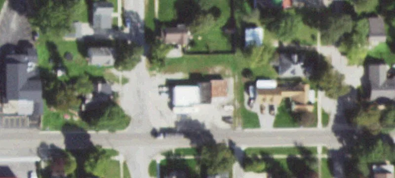 809 Main St