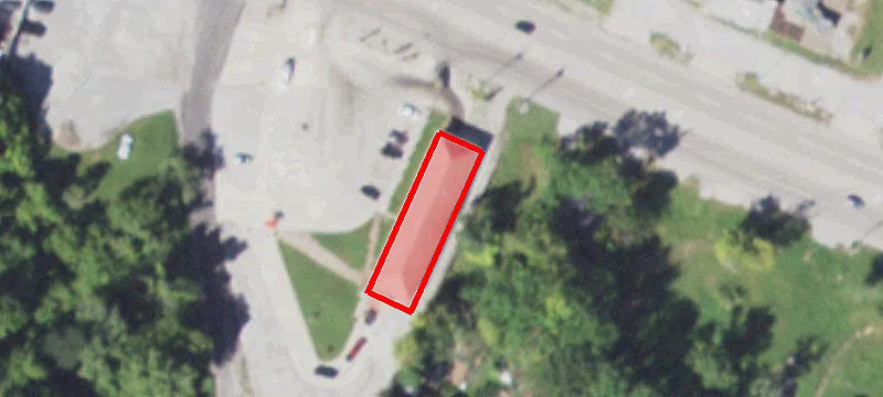 444 Macarthur Dr