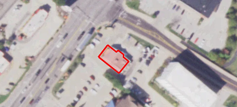 140 Main St
