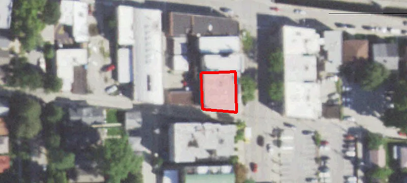 909 Oak Park Ave