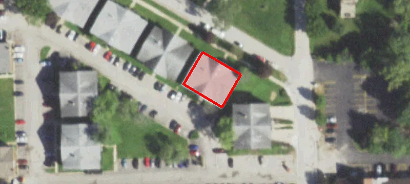 8440 Cmns Dr