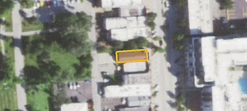 4746 Main St