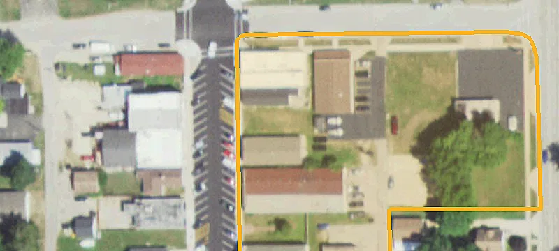 110 Benton St