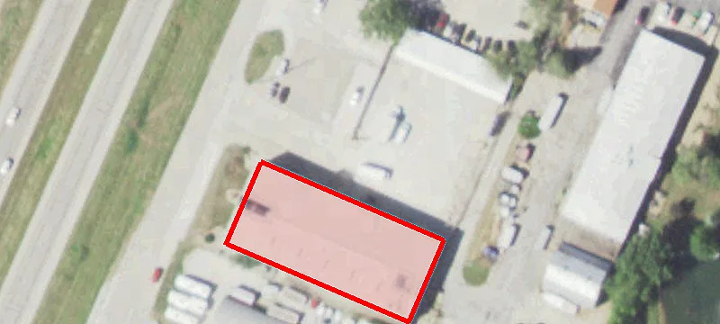 3116 Main St