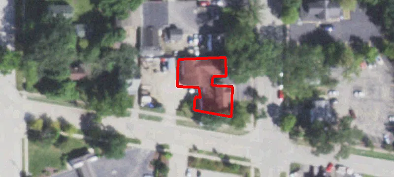 138 Oak Ave
