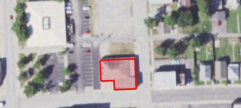 114 Whitelaw Ave