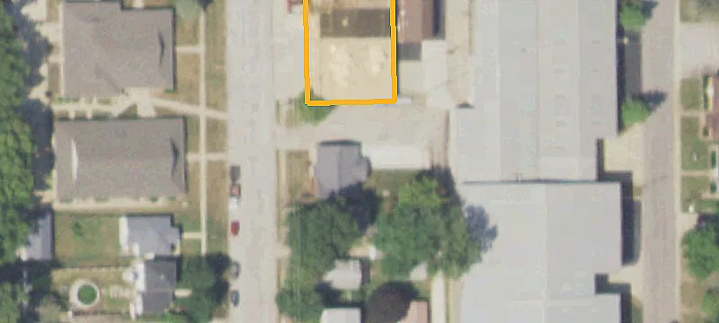 304 Sampson St