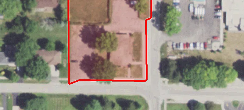 15 Pleasant Ave