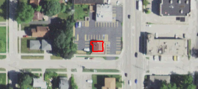 300 Lk St