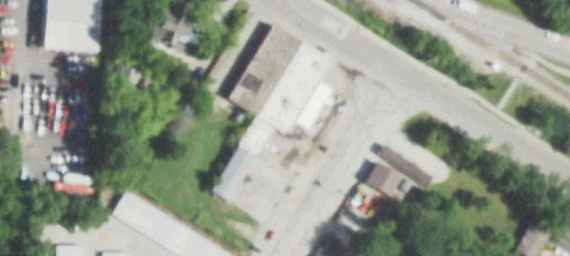 101 Main St