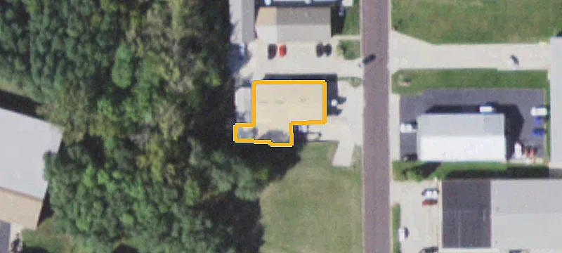 2321 Lakeshore Dr