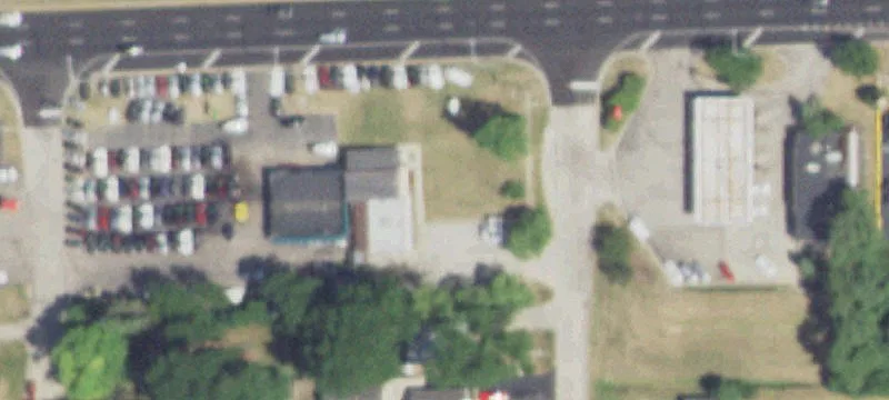 641 En Ave