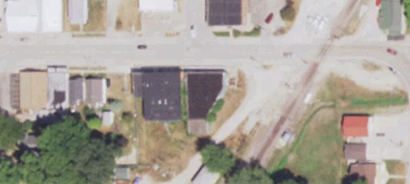 307 Main St