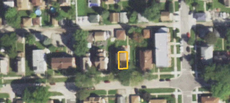 9114 Fairview Ave