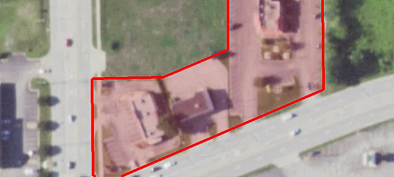 2644 Sauk Trl