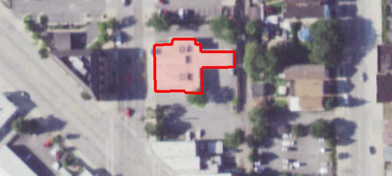 9237 Commercial Ave