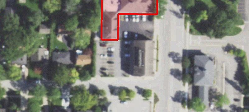 1700 Maplewood Ln