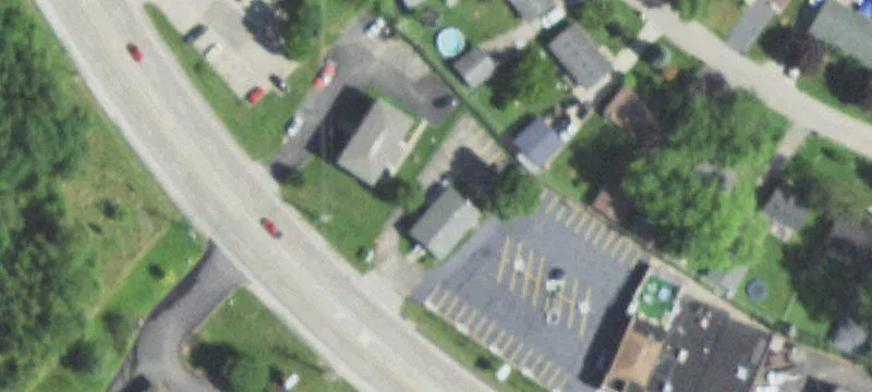 928 Rollins Rd