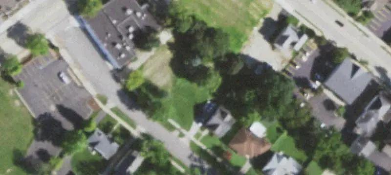 28 Park Ave