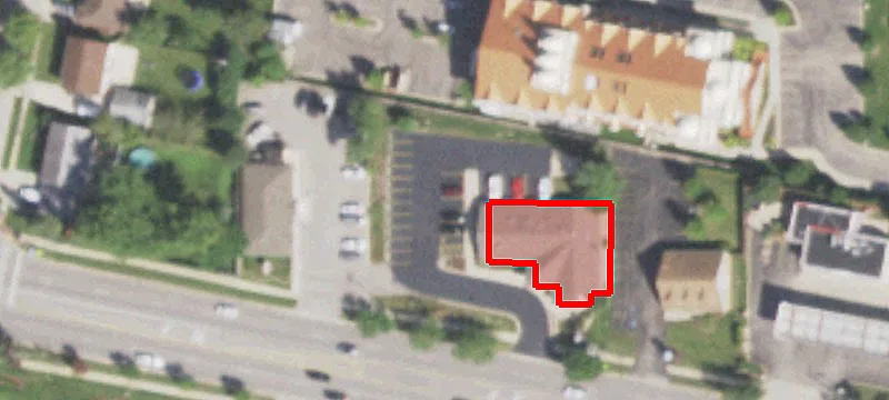 902 Irving Park Rd