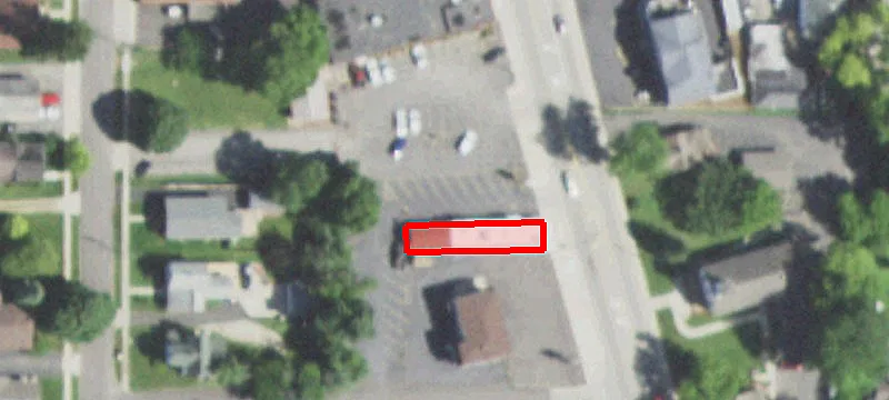 966 Main St