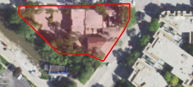 966 Waukegan Rd