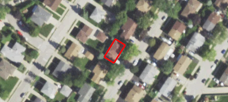 9270 Courtland Dr