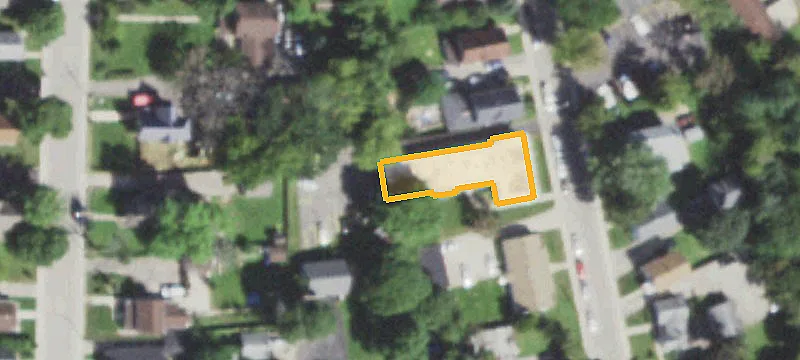 24 Lynch St