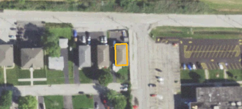 7704 79th Pl