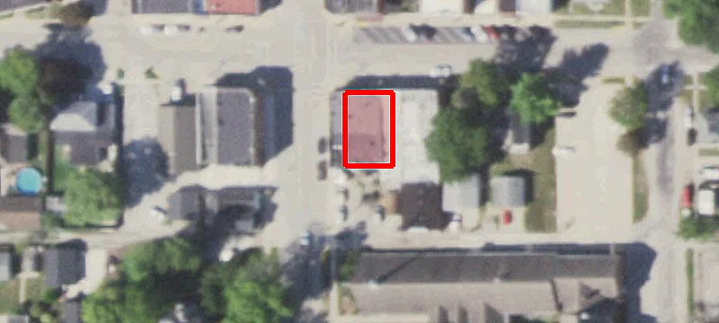 221 Lincoln St