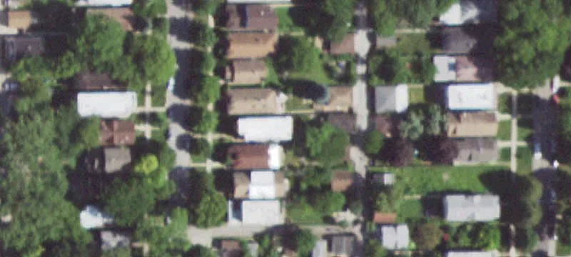 1221 Darrow Ave