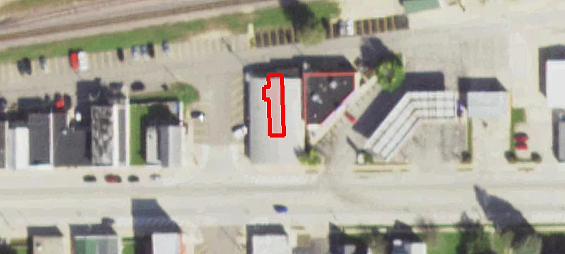 419 Main St