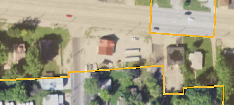 52 Macarthur Dr