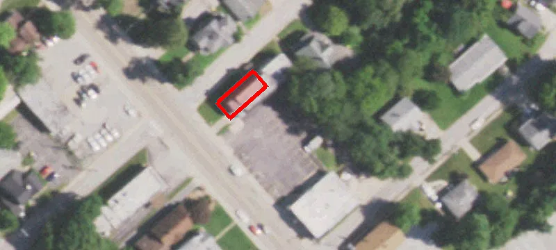 512 Main St
