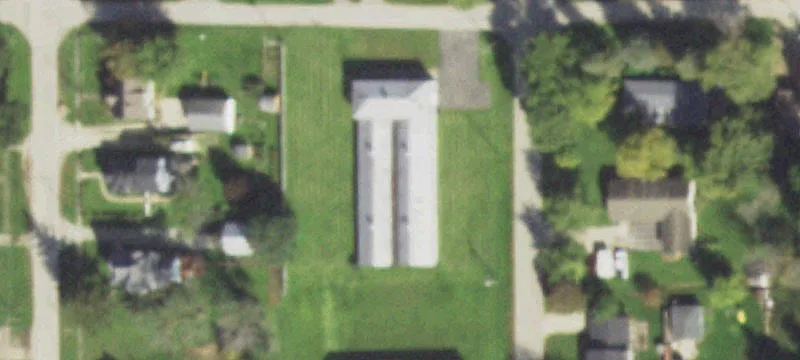 210 4th St